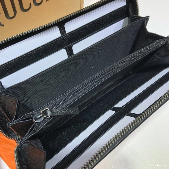 First bag ru The Grid GUCCI Zippy Off wallet 0718
